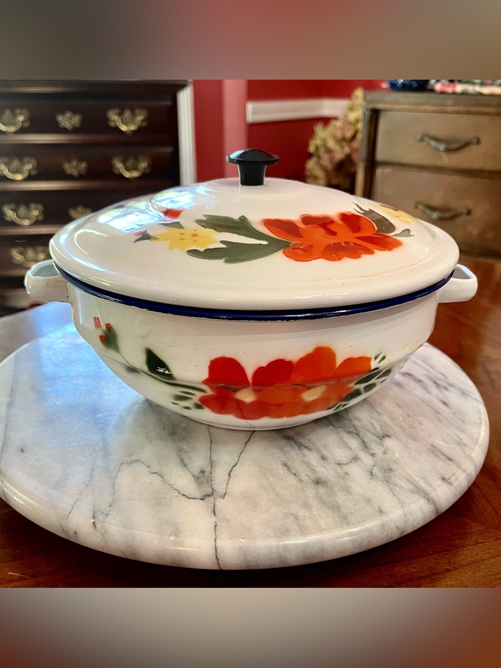 VTG 1970s Chinese Enamelware Casserole Pot w Lid, Kung Fu Brand Orange Floral